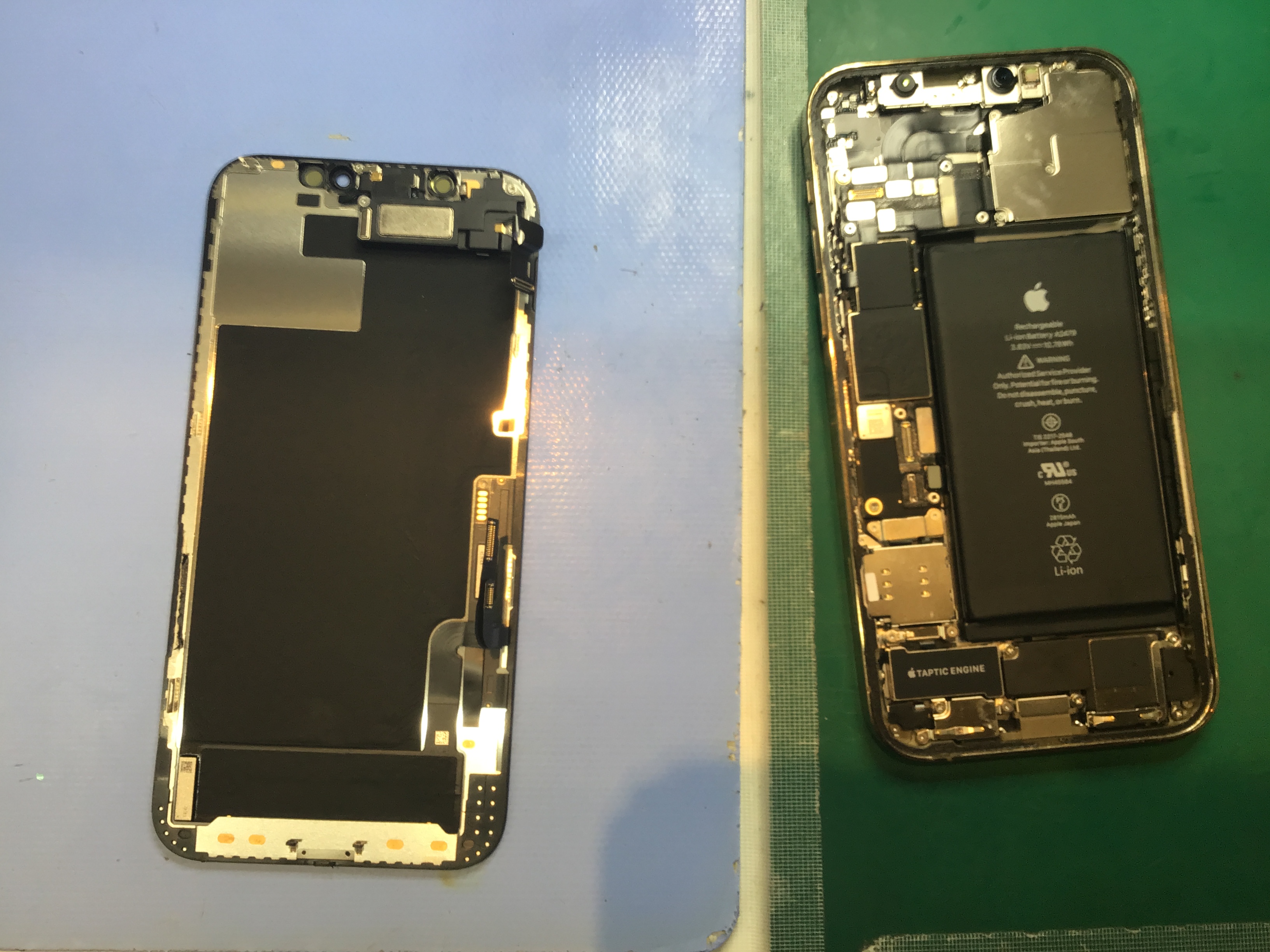 iPhoneのバッテリー交換は、データそのまま・即日修理のスマホ修理工房京王聖蹟桜ヶ丘ショッピングセンターB館店へ！